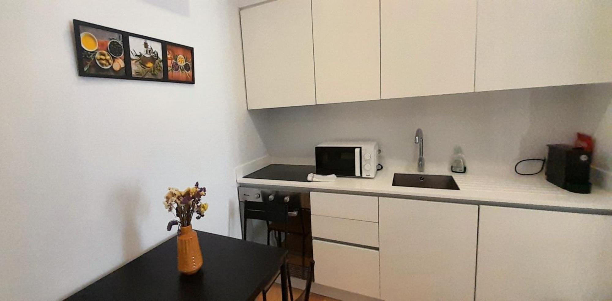 Apartment Charming Santos W/ Patio
